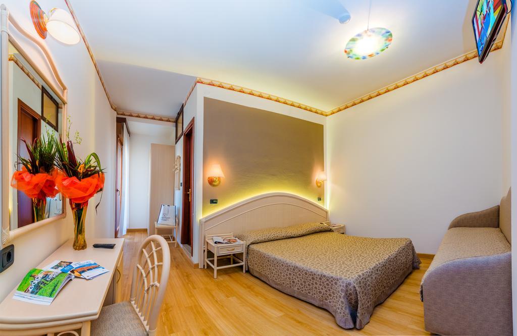 Hotel Europa Μπιμπιόνε Δωμάτιο φωτογραφία